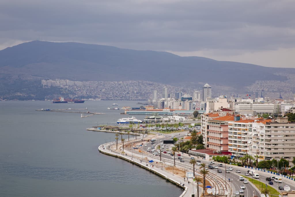 real estate markets in turkey - izmir -  اسواق عقارية في تركيا 2022